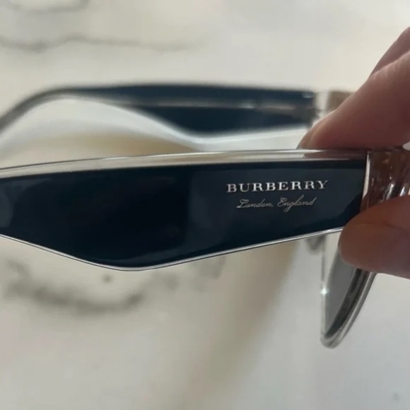 100% AUTHENTIC Burberry 4271-F Ocher Transparent Sunglasses 37334L with Box main image 9